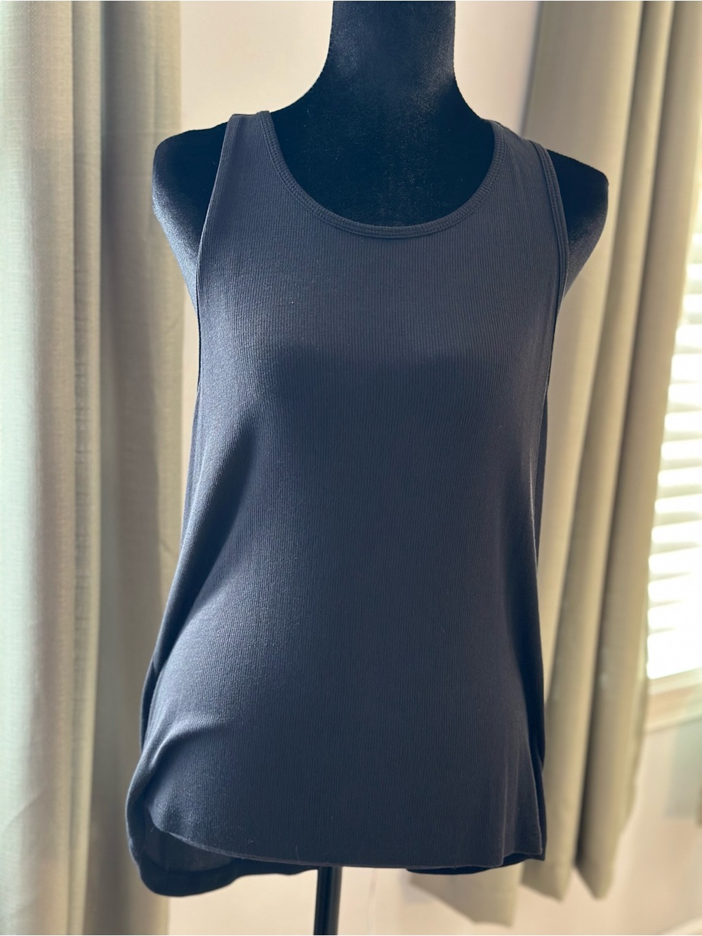 Avia Size L Black Open Back Athletic Workout Tank Top